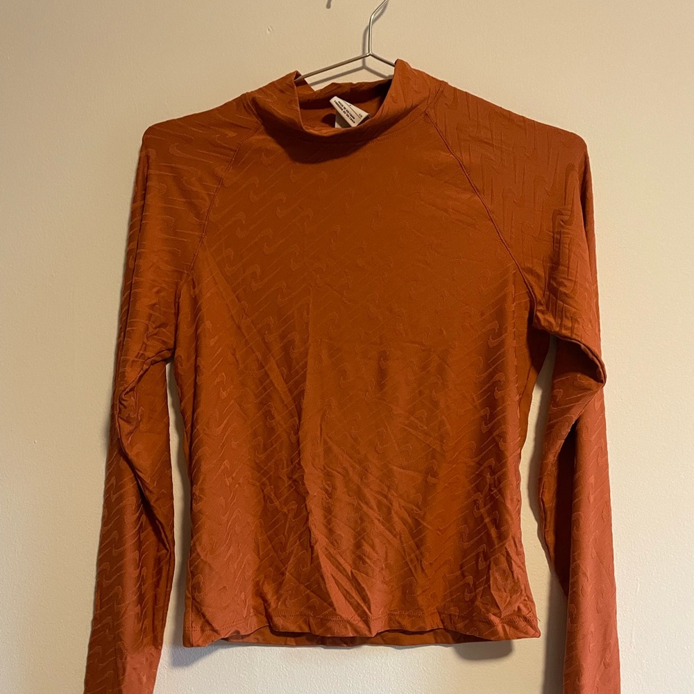 Nike mock neck logo shirt